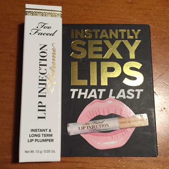 Too Faced Lip Injection Extreme Lip Gloss - Picture 2 of 12
